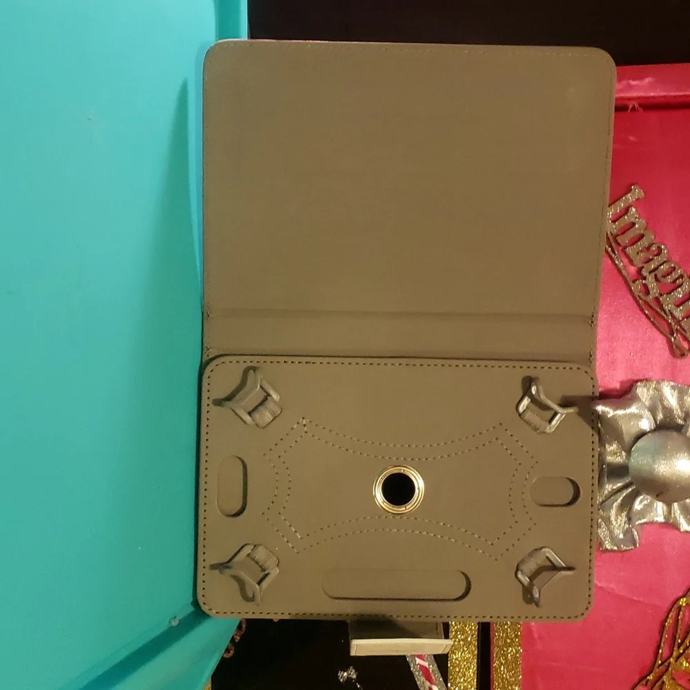 Universal Table case
